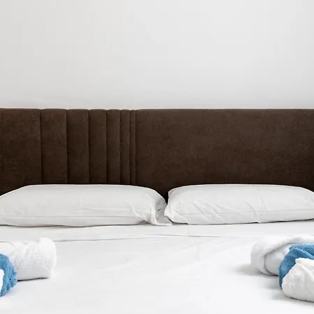 Sweet House كالاسيتا